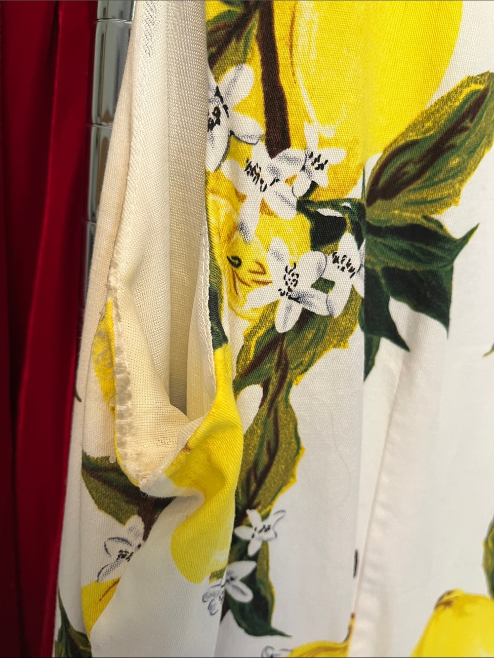 Sleeveless Lemon-Print Asymmetrical Dress in Yellow and White - Picture 4 of 4
